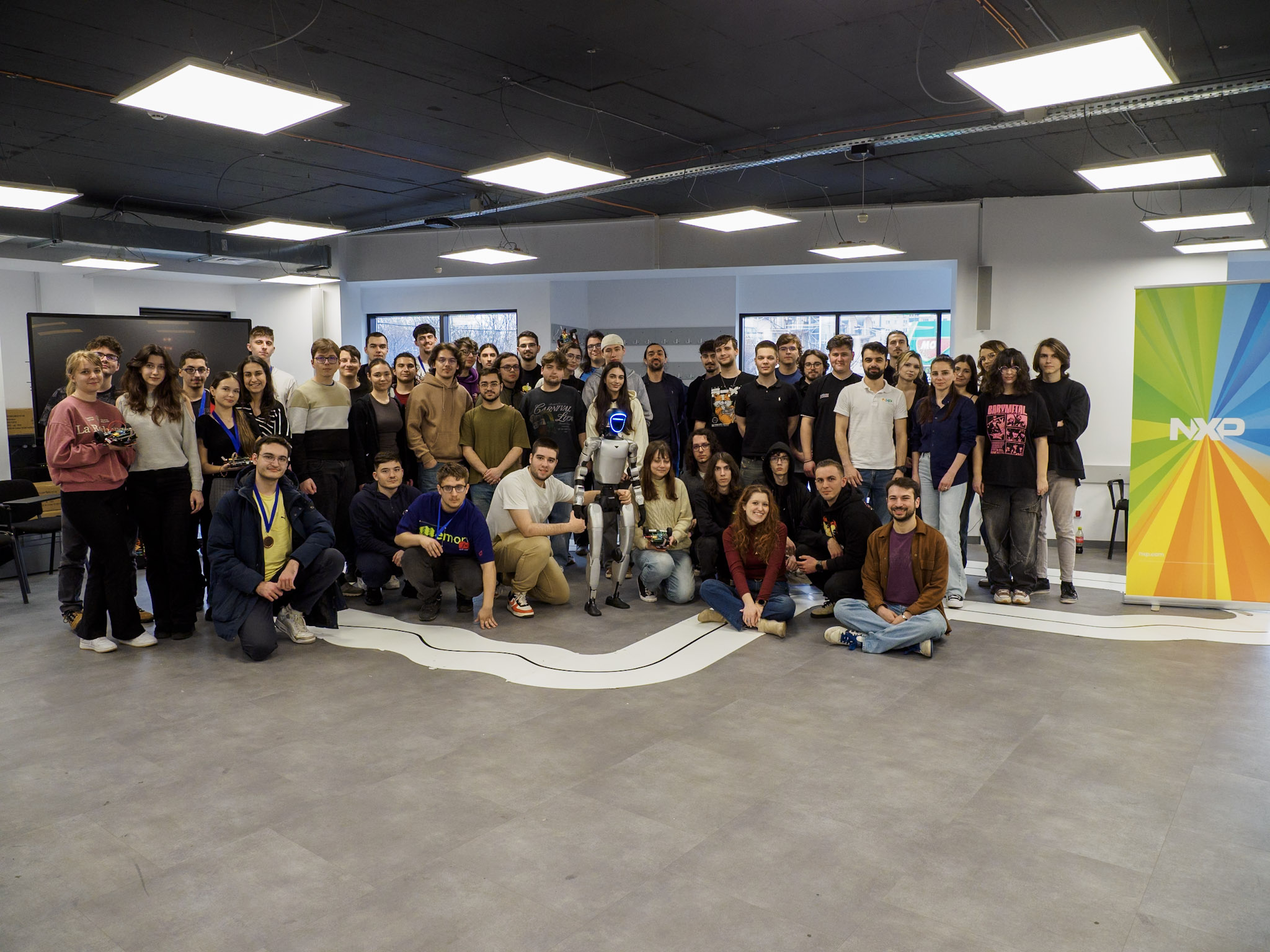 NXP Line Follower challenge photo 2